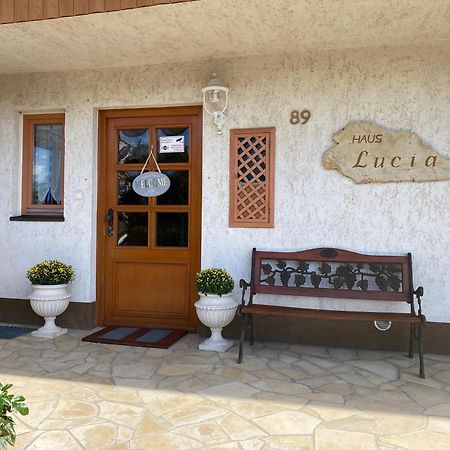 Haus Lucia Lägenhet Eger Exteriör bild
