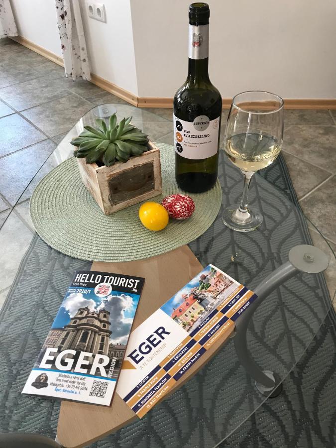 Haus Lucia Lägenhet Eger Exteriör bild