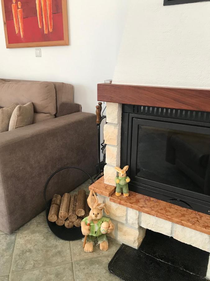 Haus Lucia Lägenhet Eger Exteriör bild